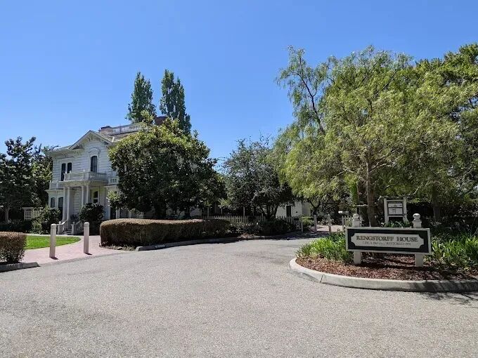 16eb21b3e537ebb842935d8610b403d8