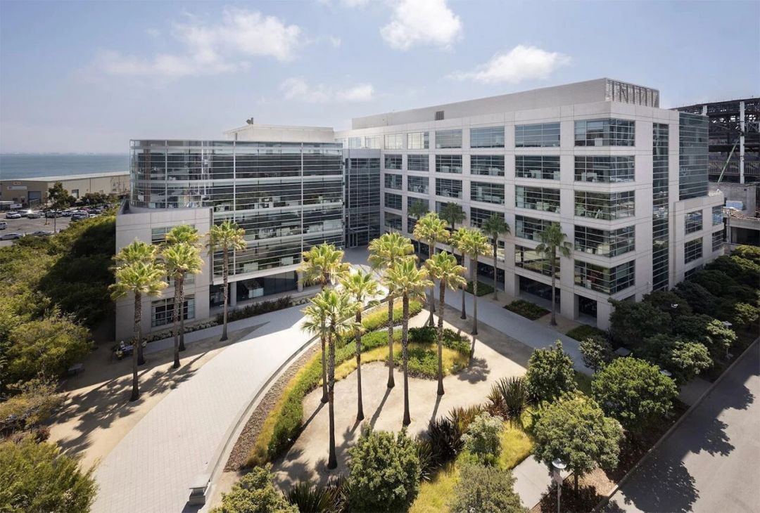 ccd2d689b22692fe850e8e64d792e999