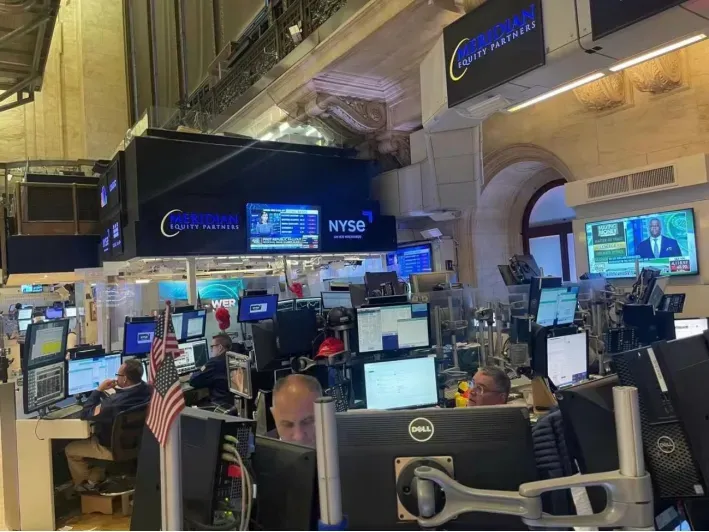 8333fe49eb148ab981f0d12939ce11bf