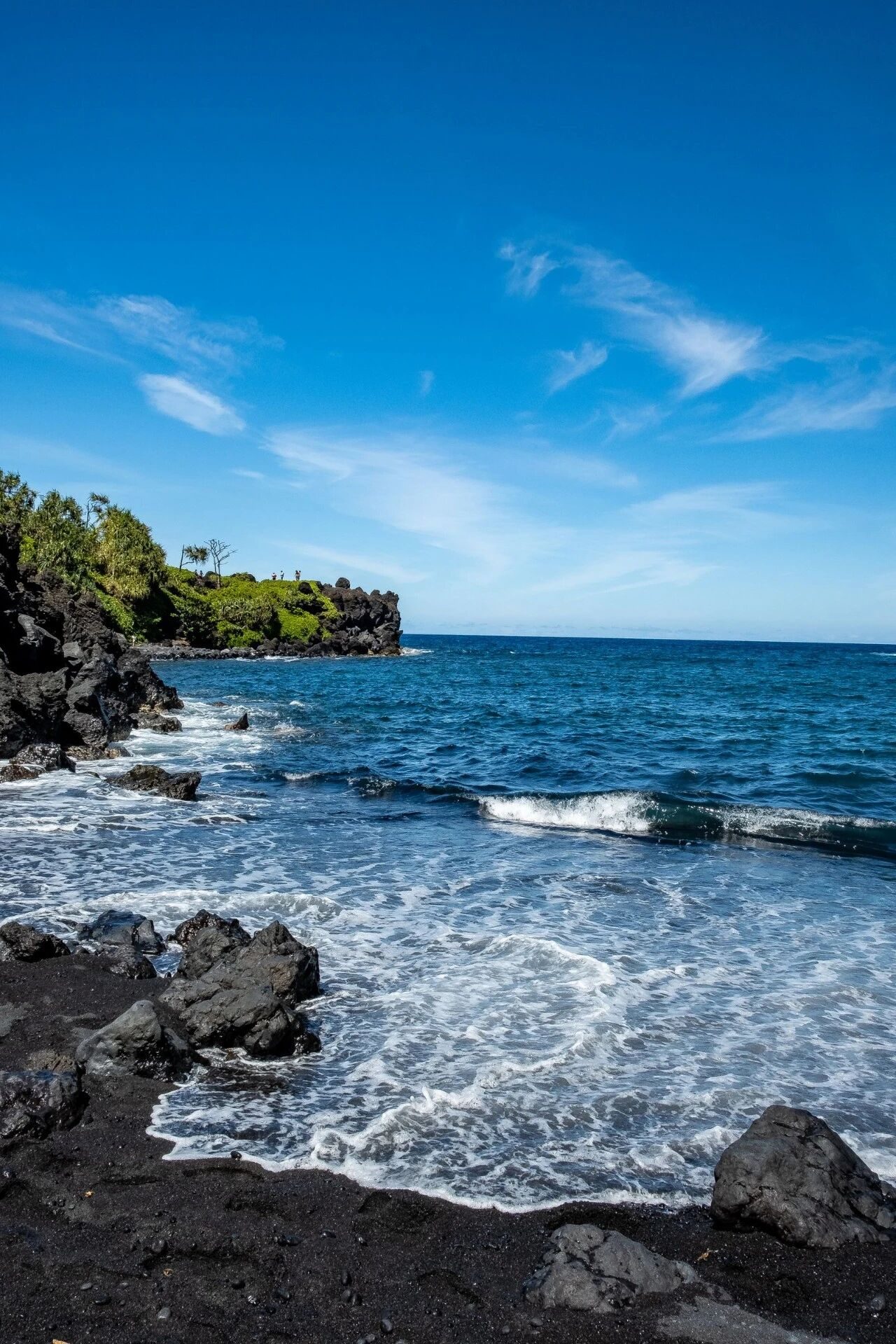 Waiʻānapanapa State Park黑沙滩与火山海岸